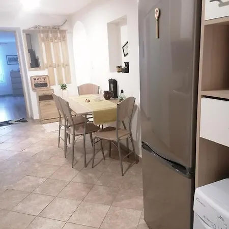 Appartamento Ujkapu Sunshine
